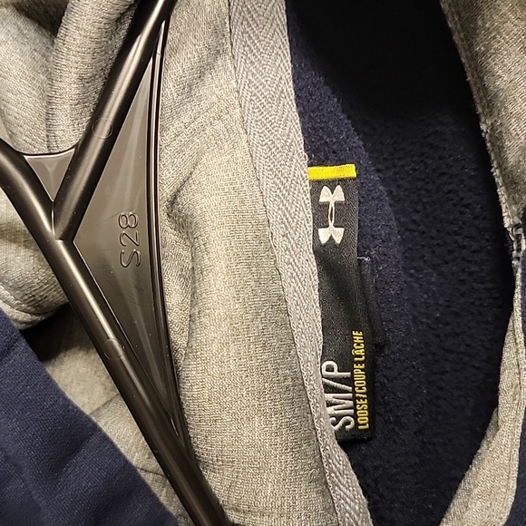 Under Armour hoodie - Picture 3 of 4